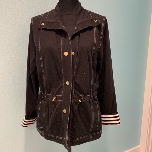 Jones New York Jackets & Blazers - 🌷3for$15 Jones New York Knit Jacket w/Gold and White detail